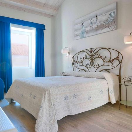 Smart Suite & Apartments Санта Тереза Галура Екстериор снимка